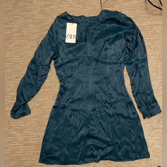 Zara Satin Effect Cut Out Dress in Duck Green - Size M - Picture 2 of 6